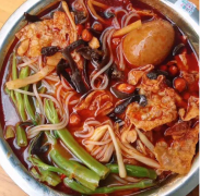 螺螄粉發(fā)現(xiàn)煙頭？食品安全記心中